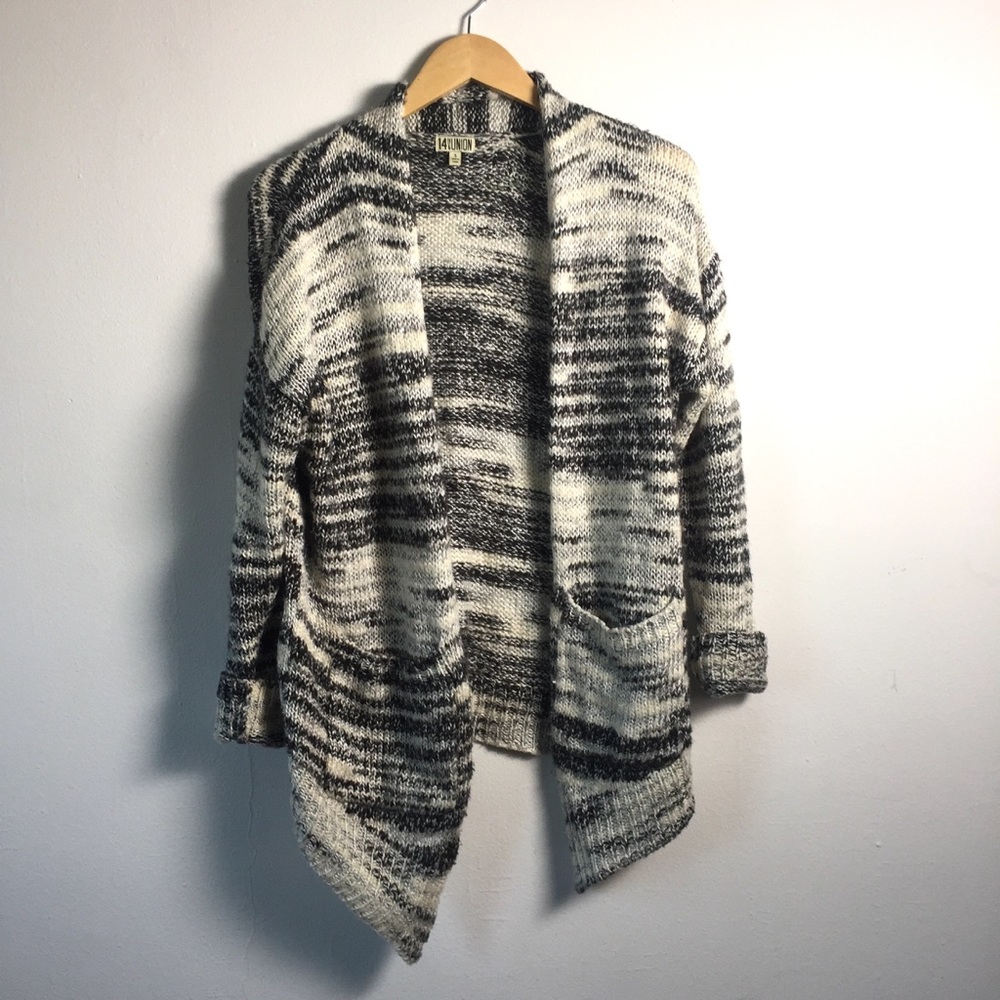 14th & Union Open Cardigan